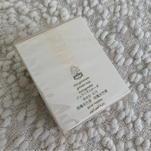 Diptyque geranium Rosa candle 190g 6.5oz - Picture 2 of 6